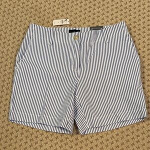 Talbots Seersucker Women 6” Shorts